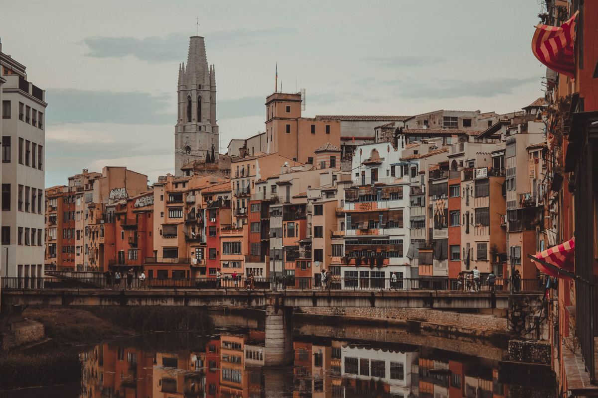 5 llocs on tenir un esmorzar de forquilla a Girona